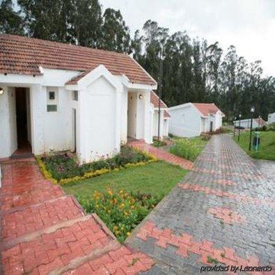 Deccan Plaza Hotel - Ooty Exterior foto